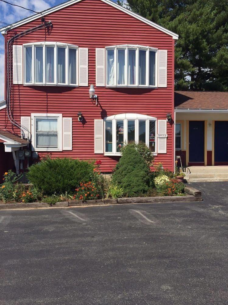 Biddeford Motel Exterior photo